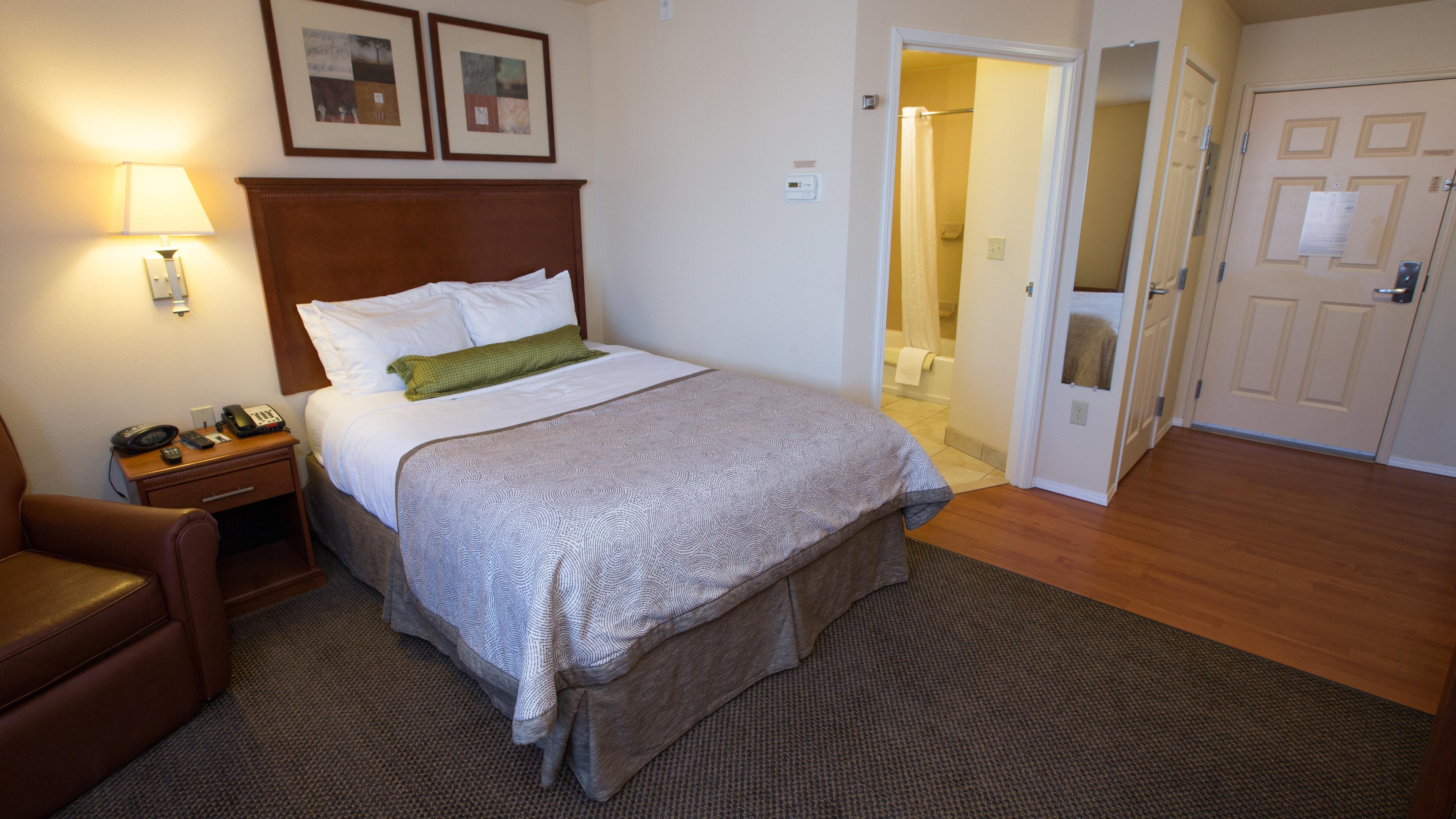 Candlewood Suites Springfield South By Ihg Экстерьер фото
